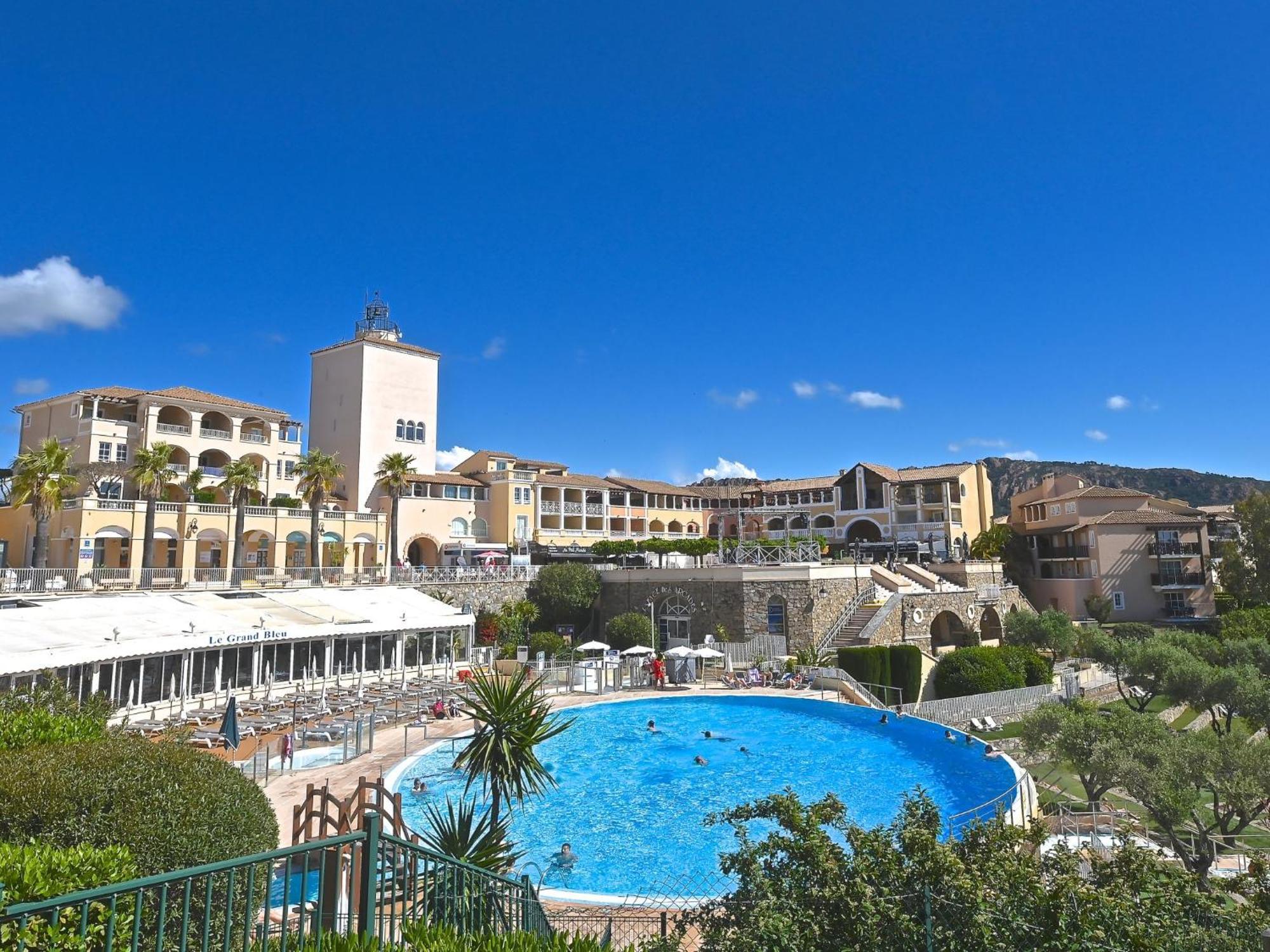 Apartment Village Cap Esterel - Le Village-81 By Interhome Saint-Raphael (Var) Exterior foto