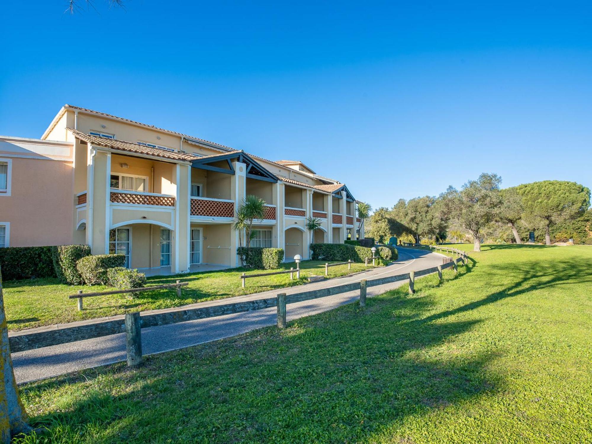 Apartment Village Cap Esterel - Le Village-81 By Interhome Saint-Raphael (Var) Exterior foto