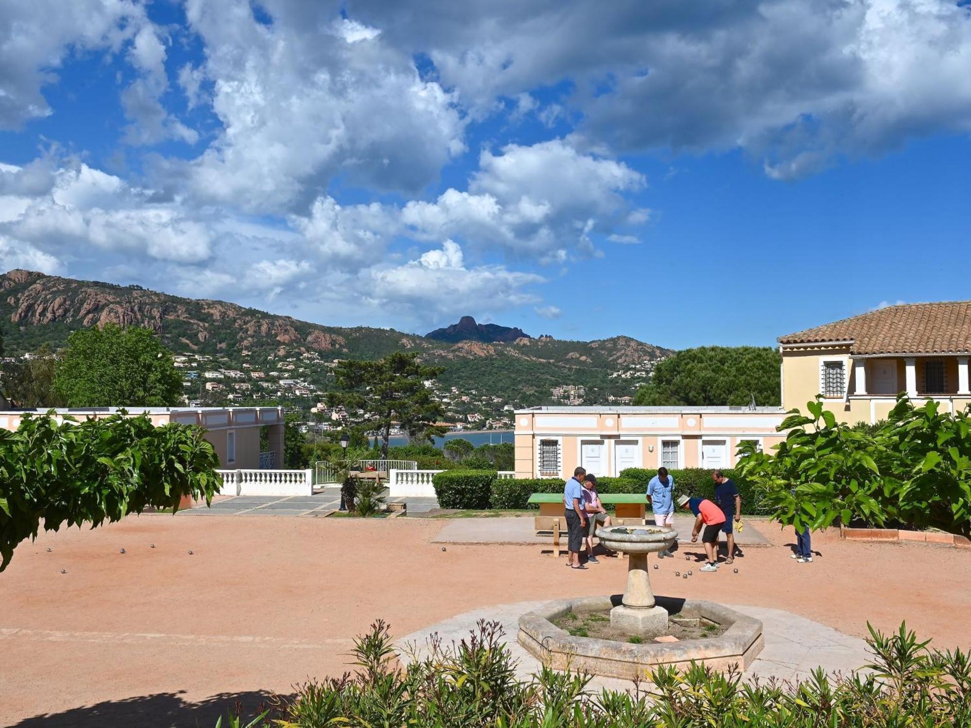 Apartment Village Cap Esterel - Le Village-81 By Interhome Saint-Raphael (Var) Exterior foto